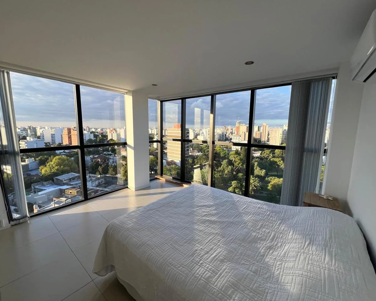 Furnished studio in La Plata facing Plaza Azcuénaga