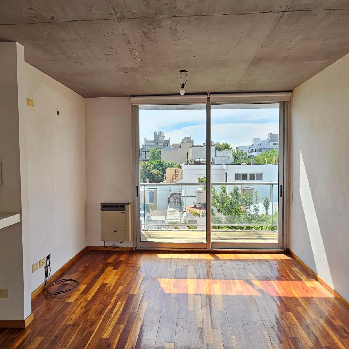 Apartamento de dois ambientes em Saavedra, meio andar