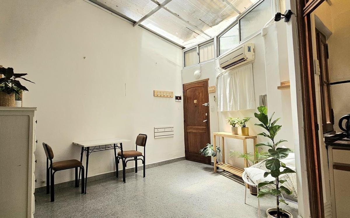 Three-room PH in Colegiales