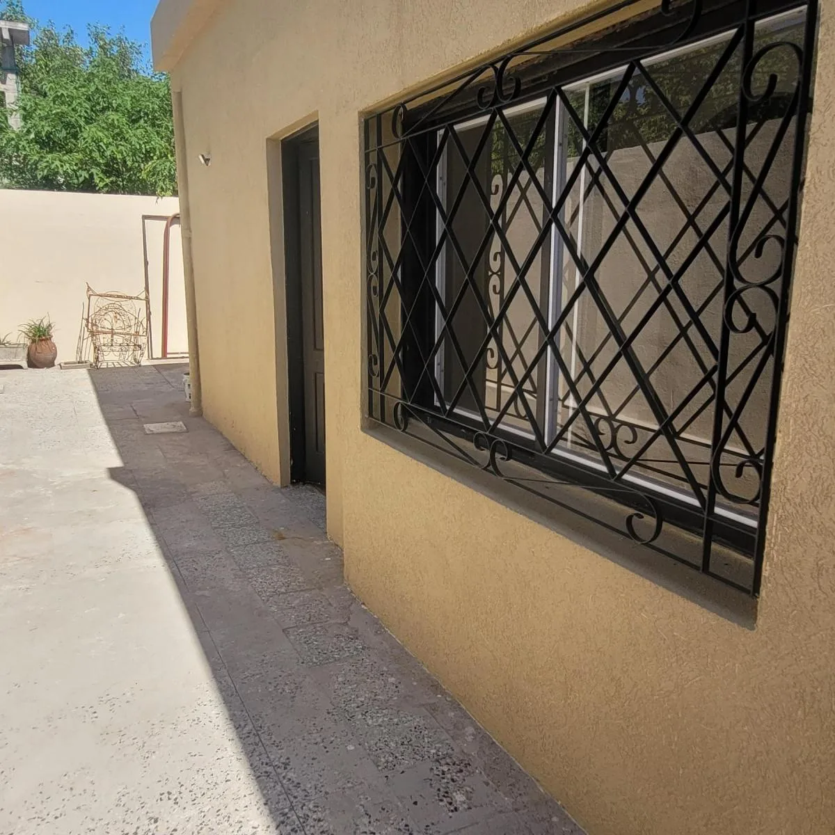 3-room PH with patio