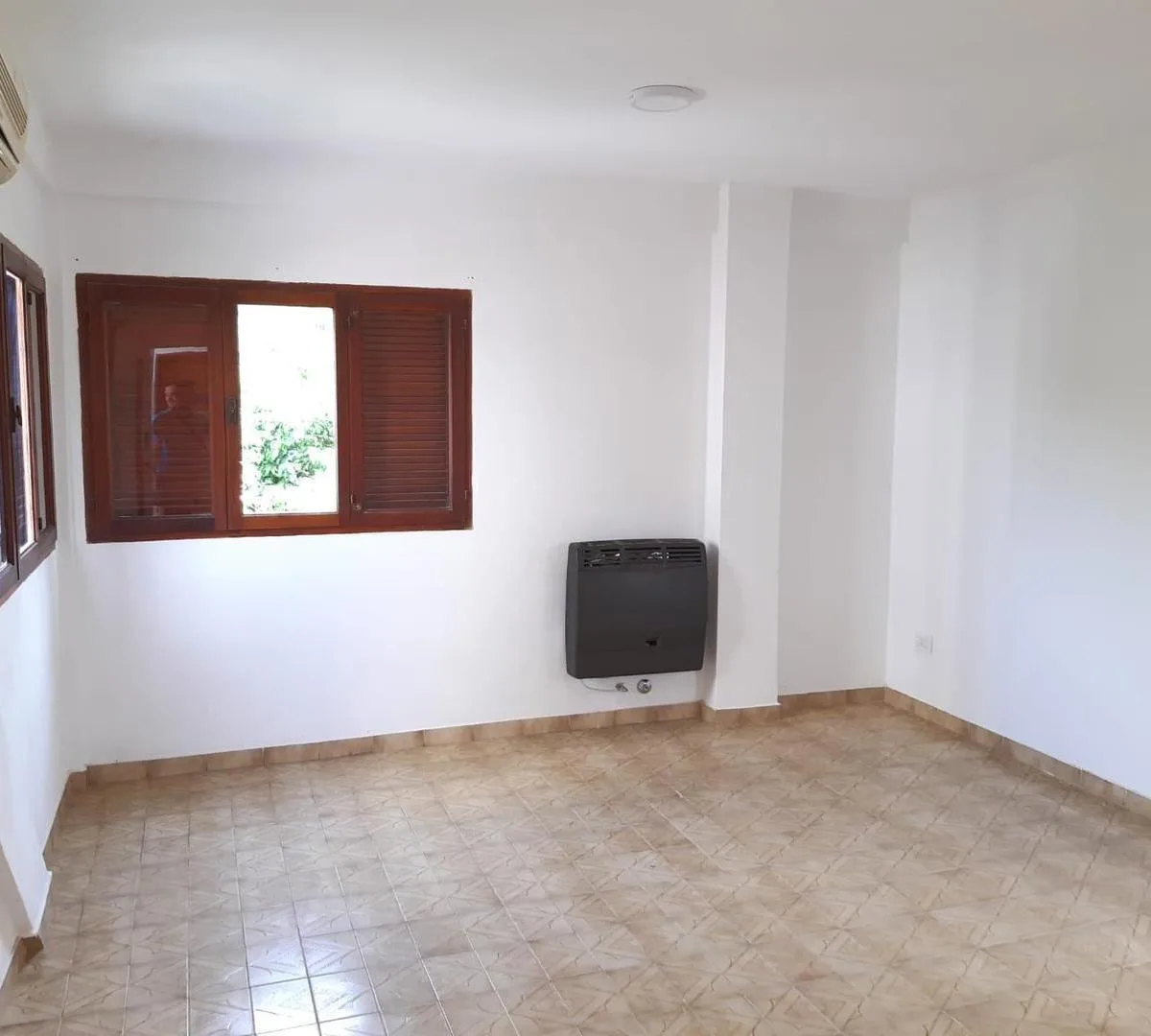 Apartamento de 2 dormitórios em aluguel em La Plata