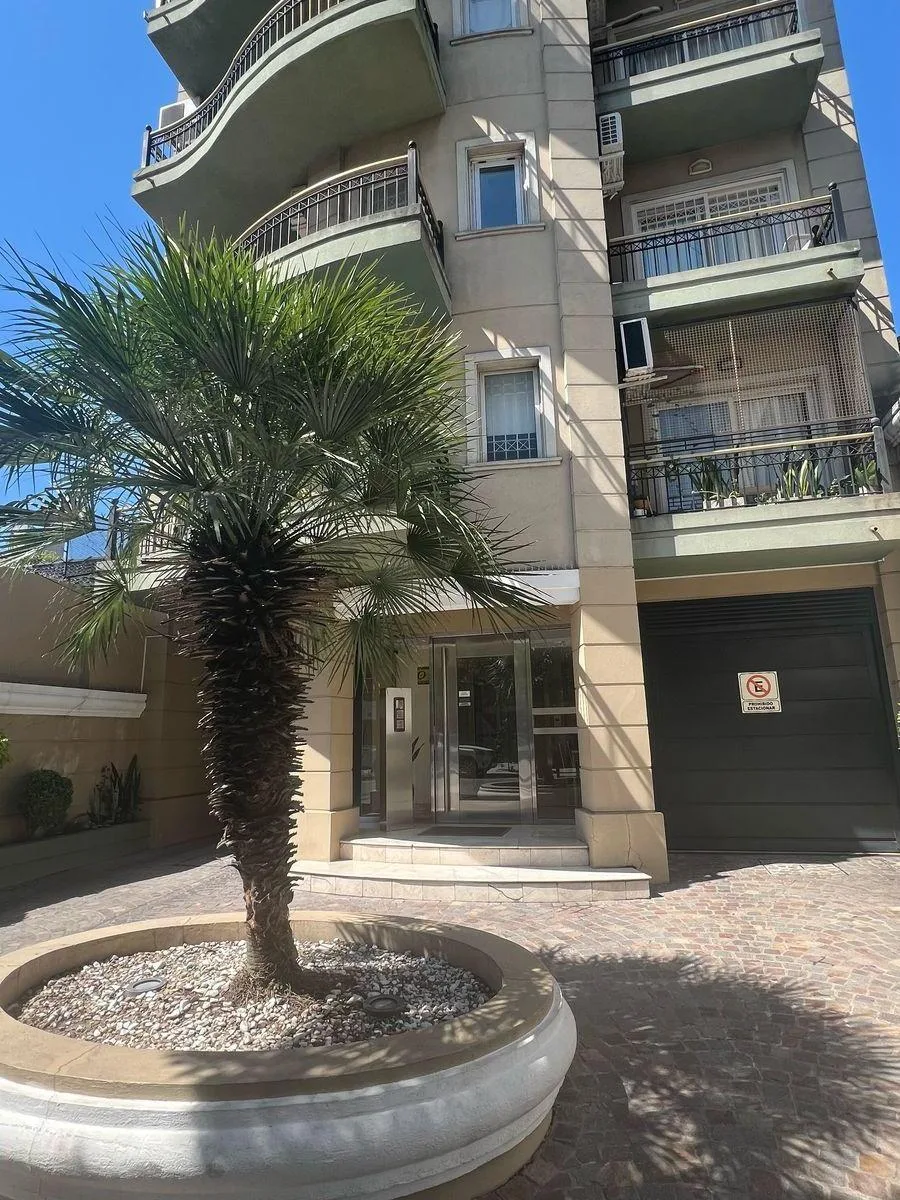 3-room unit with balcony and parking