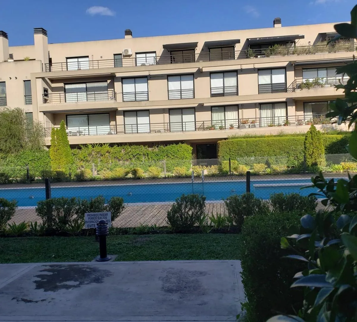 Departamento..duplex en Espacio Las Lomas