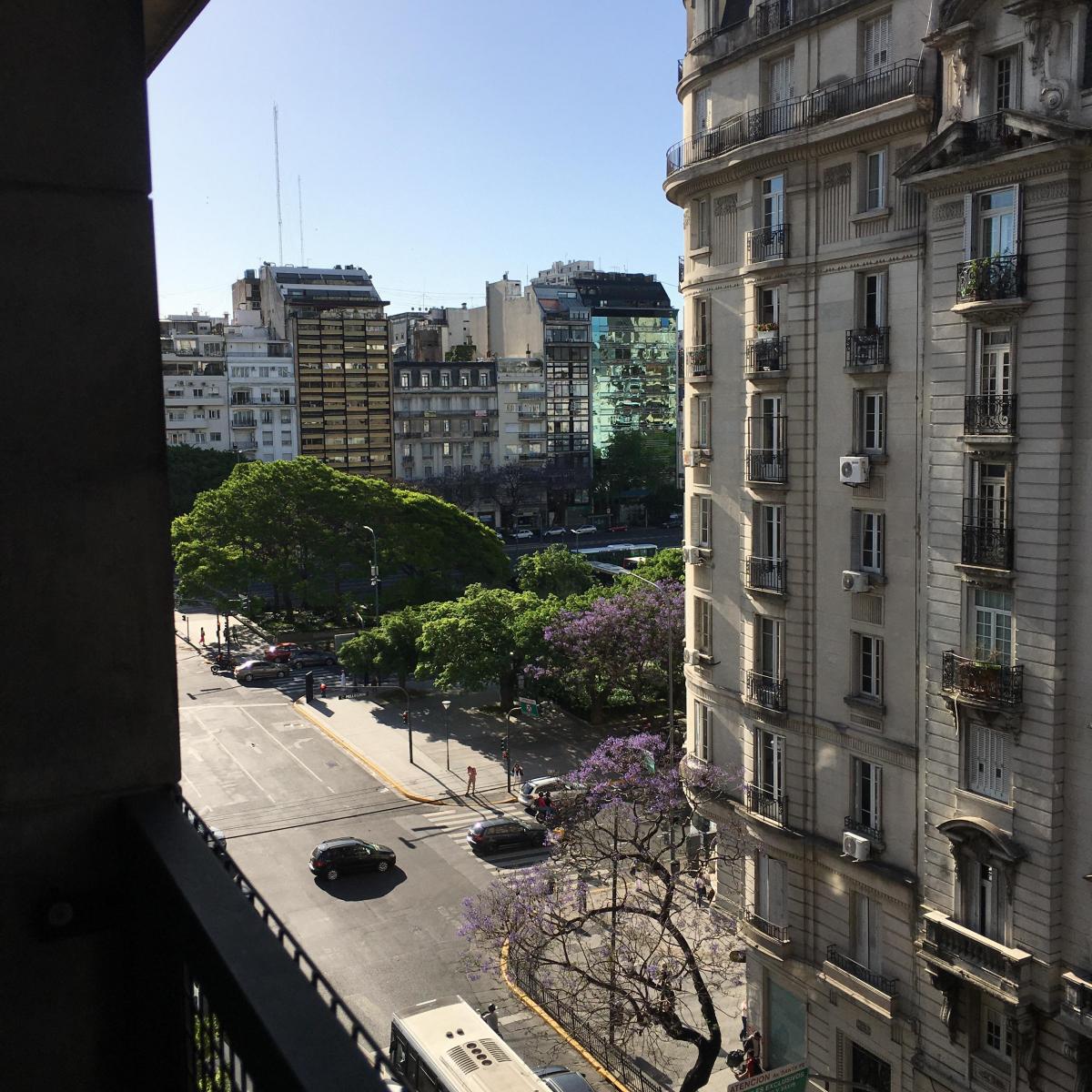 Departamento amoblado de 3 ambientes en Retiro