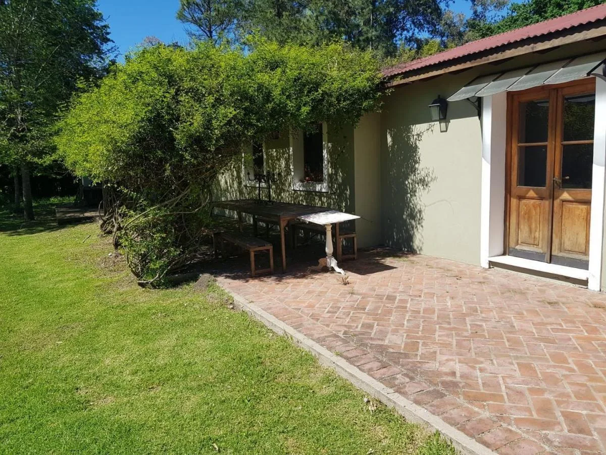 Casa de campo de 3 dormitórios em Escobar