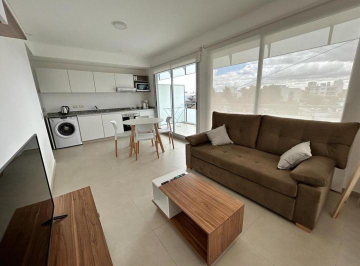 One-bedroom apartment with 10 m² terrace balcony in Vicente López