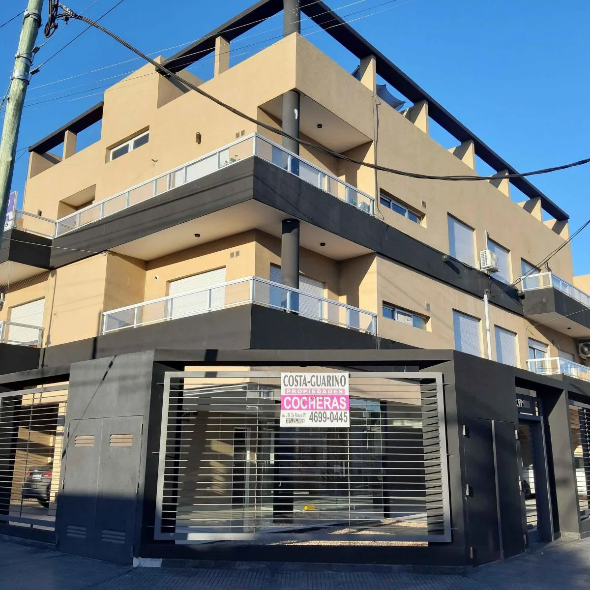 Excelente Departamento de 2 Ambientes con Balcón y Terraza