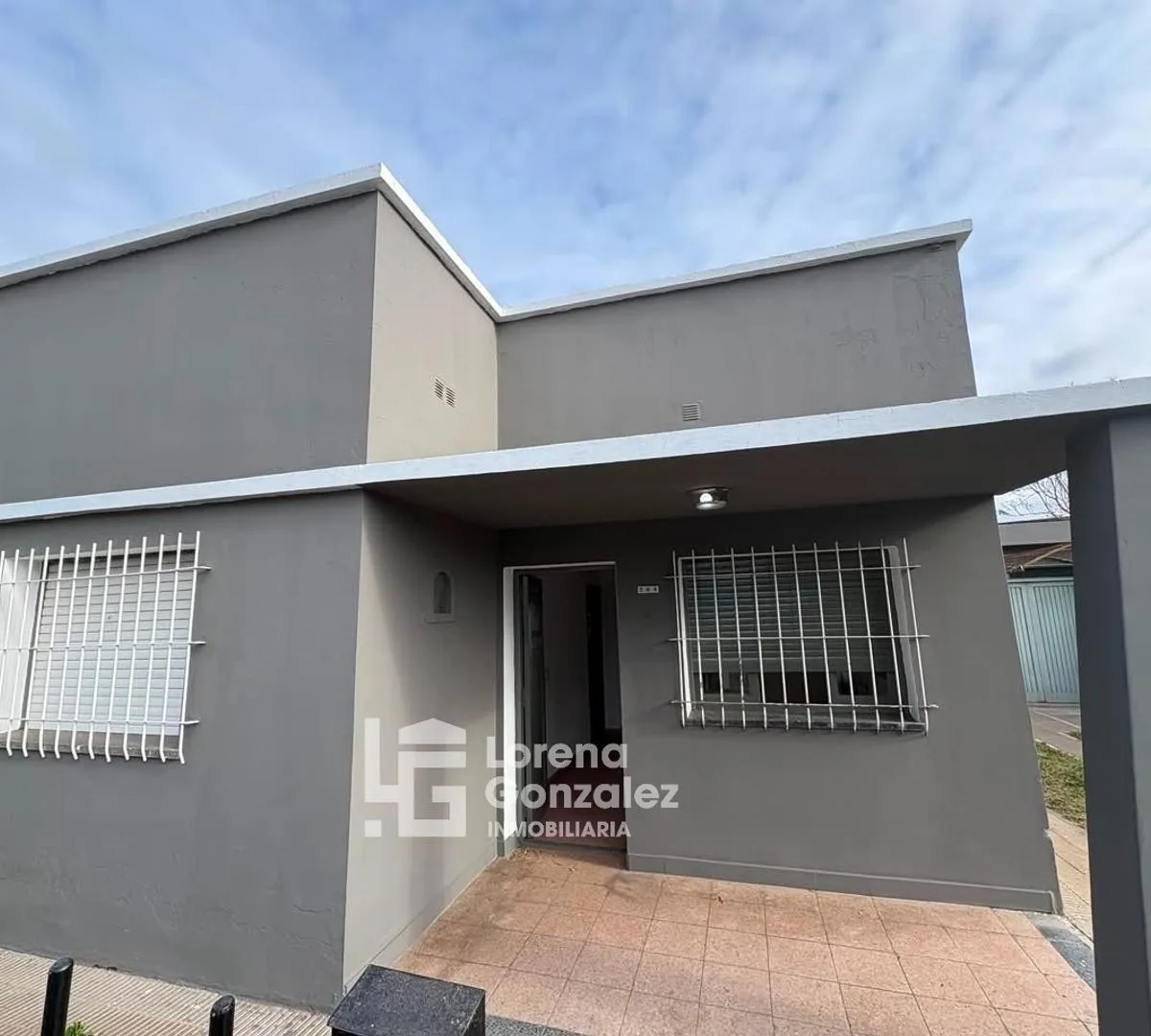 Casa com 2 dormitórios em Escobar com vaga de garagem