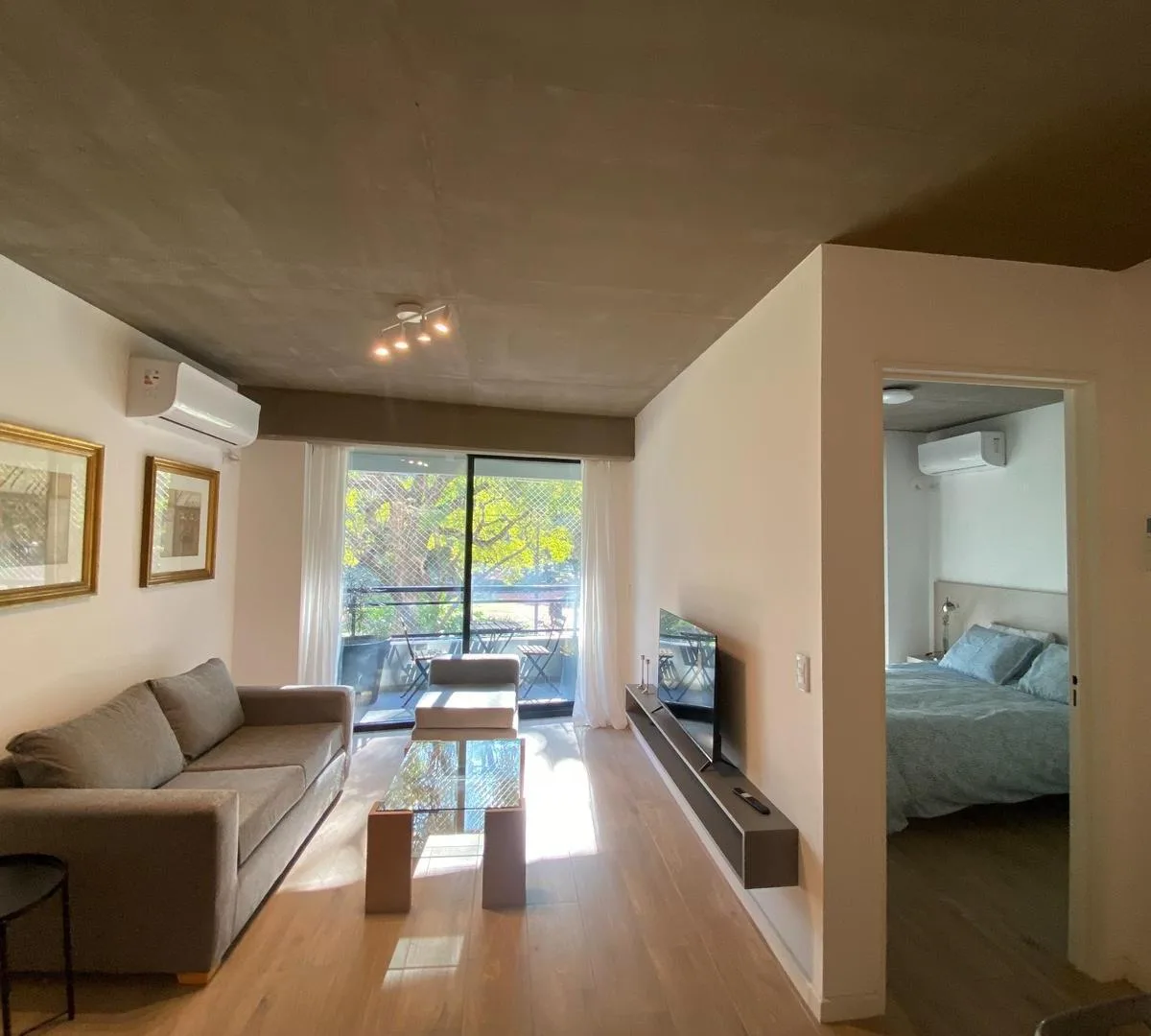 Apartamento de dois ambientes mobiliado em Núñez