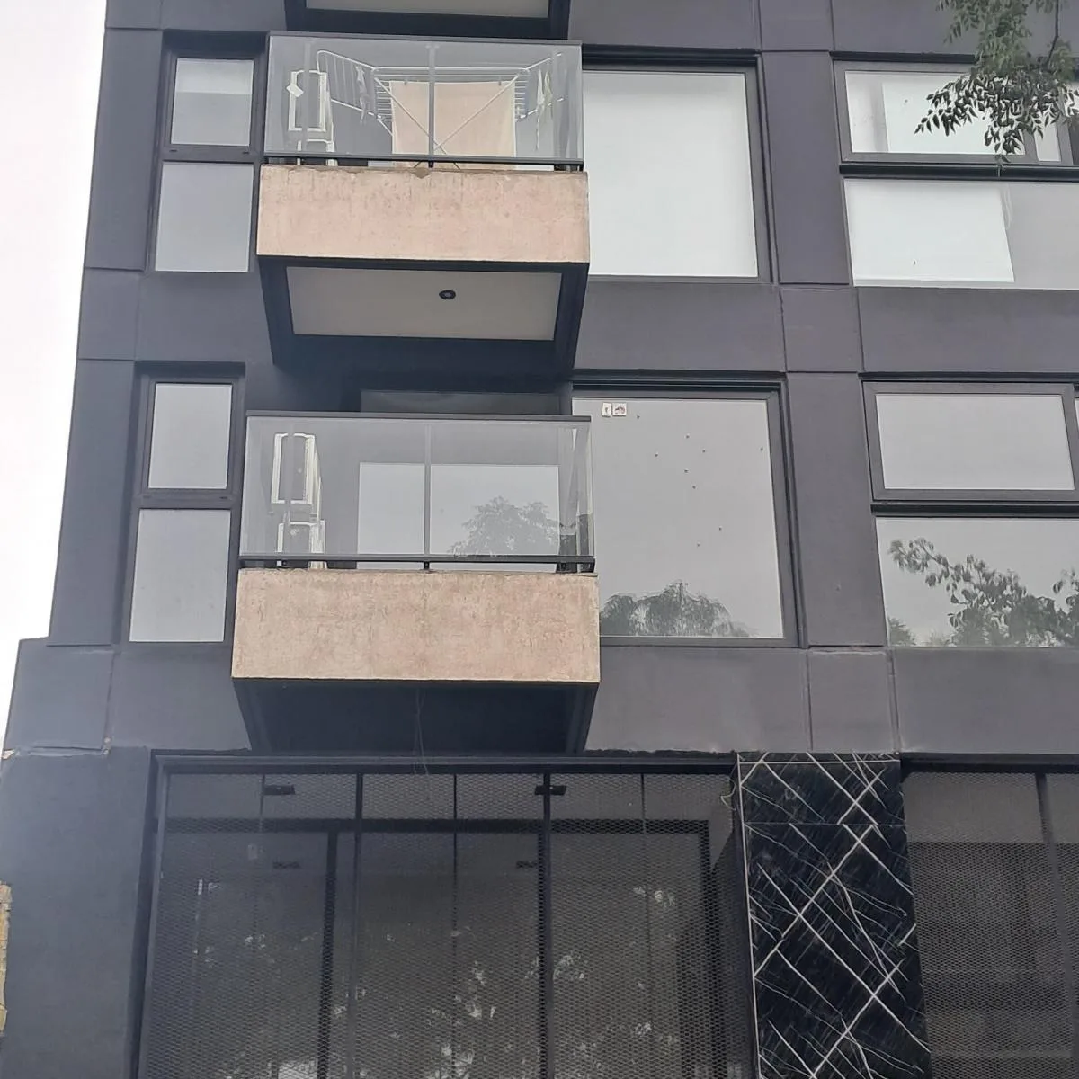 Studio com varanda, novo