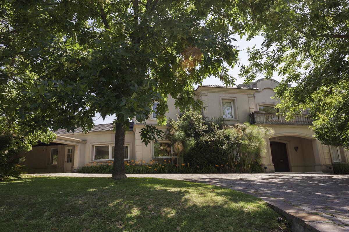 House with 4 bedrooms in Martínez