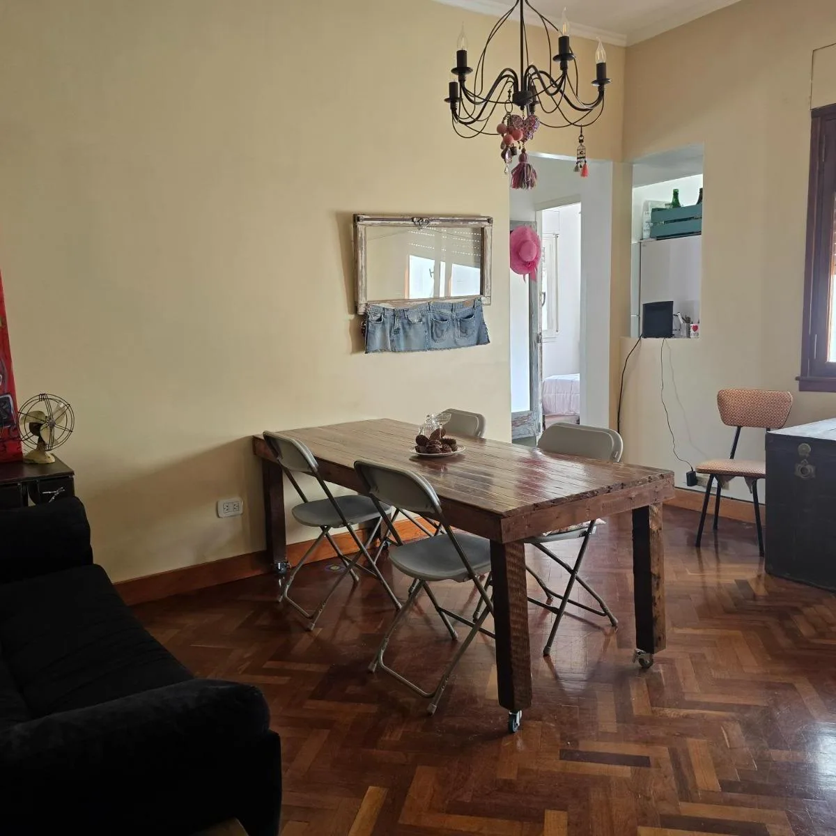 2 спальни меблировано 70 м²