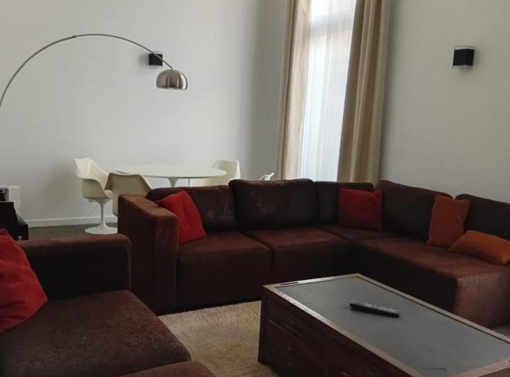 Apartamento com 2 dormitórios em Monserrat