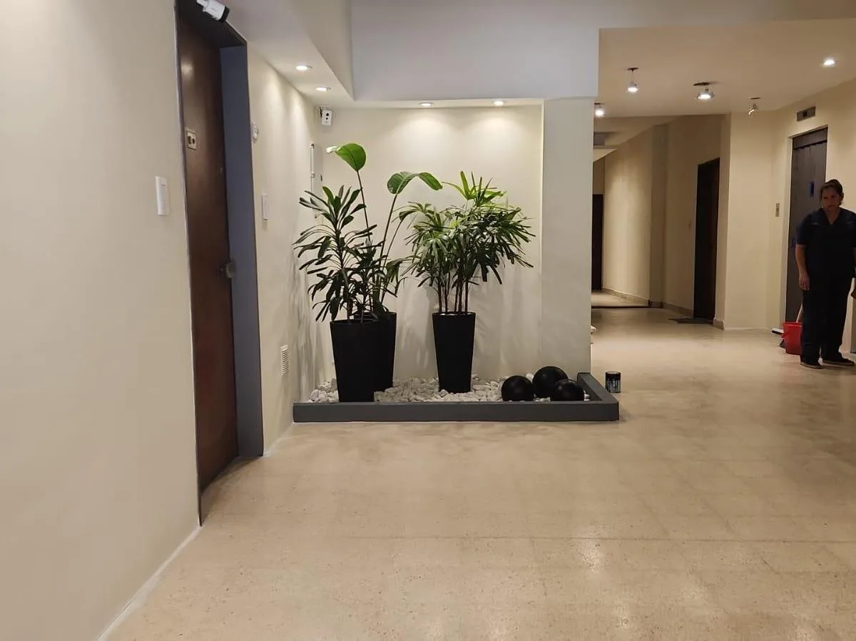 2-room professional unit