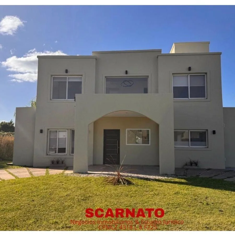 Casa mobiliada com 4 dormitórios em Santa Juana, Canning