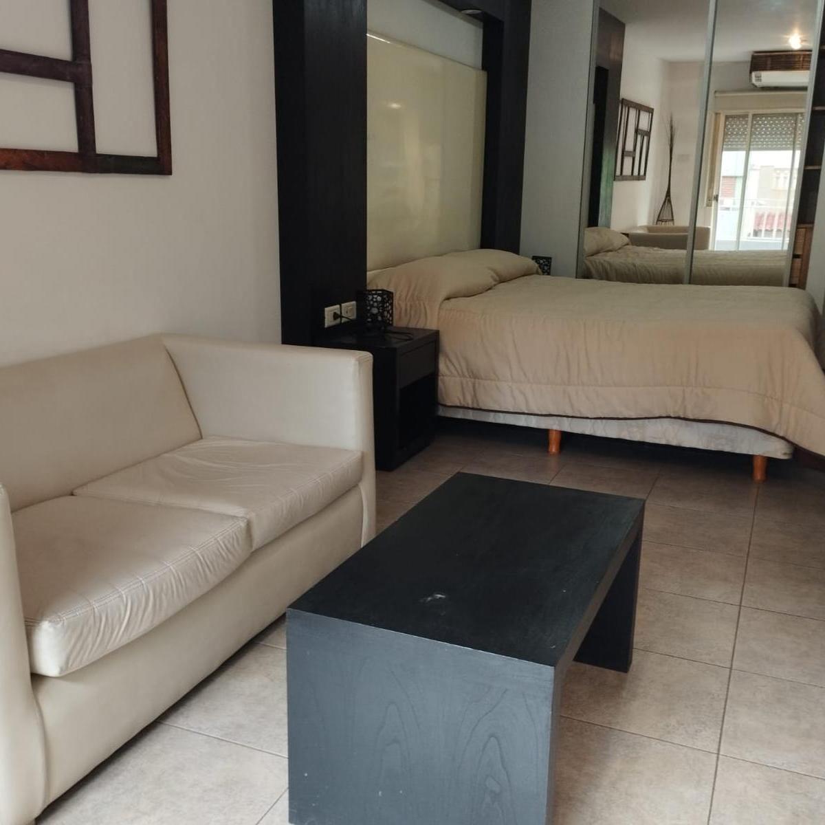 Monoambiente amoblado y equipado en Villa Urquiza