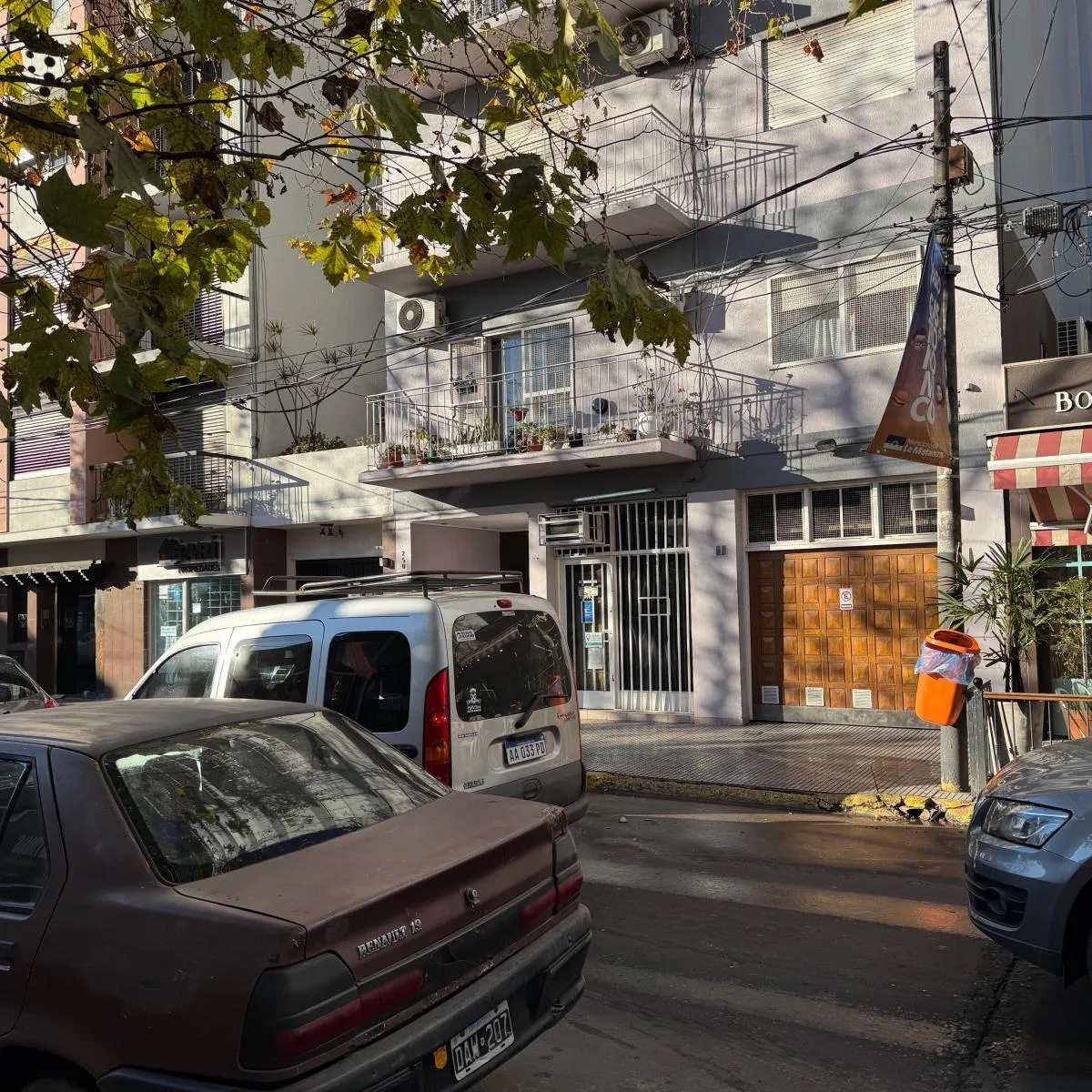 2 ambientes internos, 2 patios