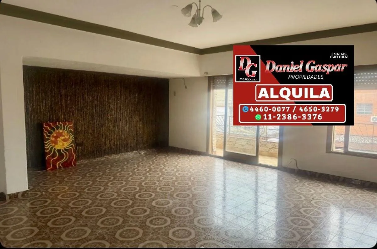 4 ambientes, balcón y terraza