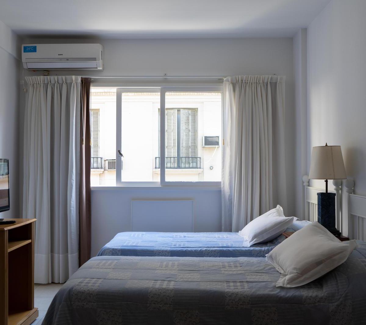 Monoambiente equipado para 2 personas al frente en Retiro