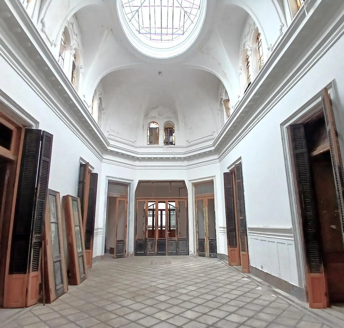 Casa com 26 ambientes em Monserrat