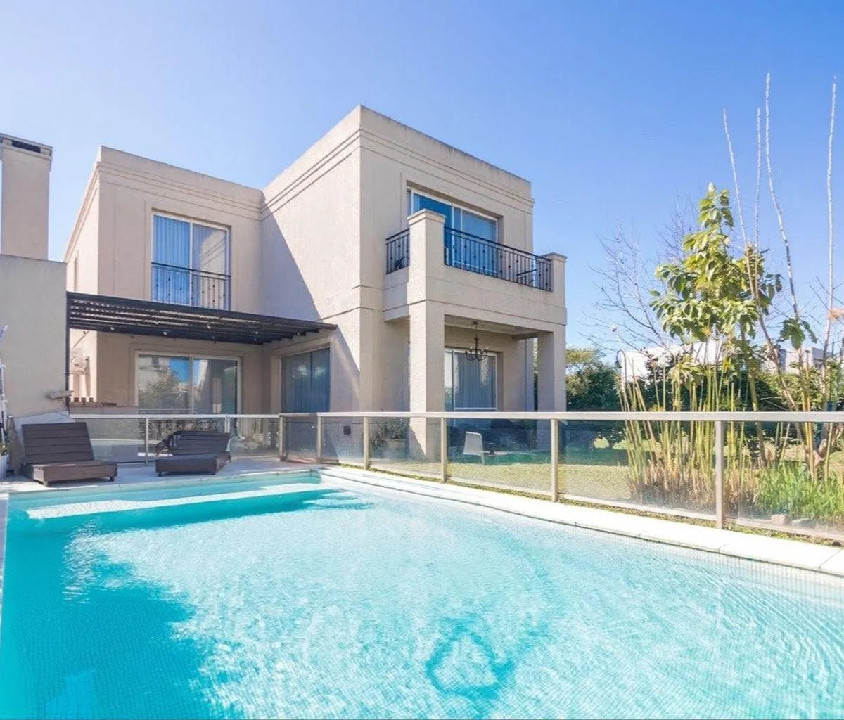 Casa mobiliada em Tigre, 4 dormitórios