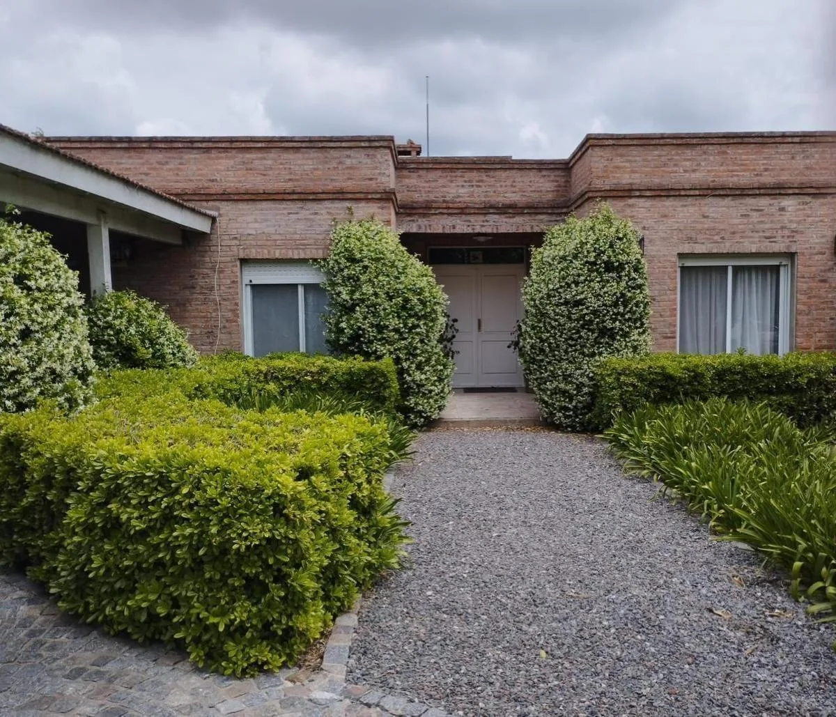 Three-bedroom house in Estancias del Pilar, Pilar