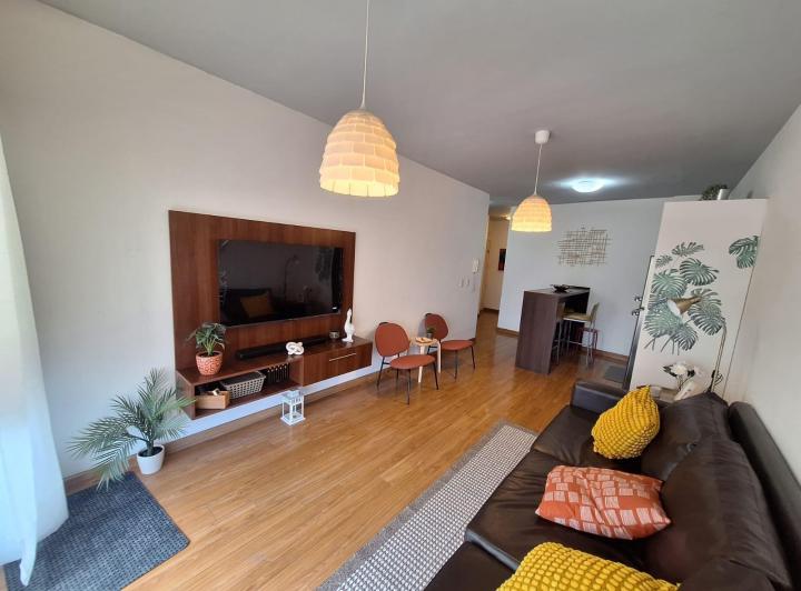 Departamento de 2 ambientes con balcón en Almagro