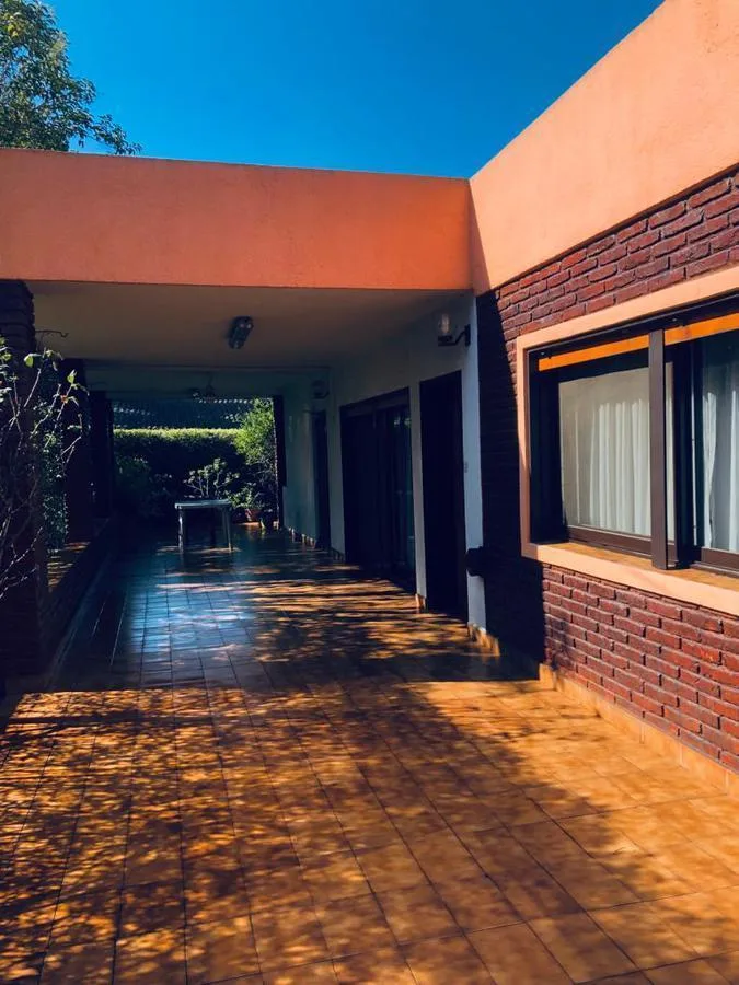 Three-bedroom house in Esteban Echeverría