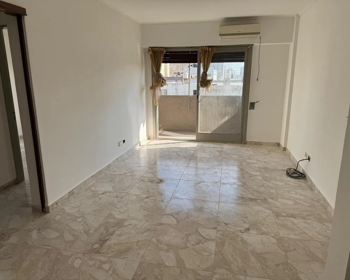 Departamento de 3 ambientes en alquiler en Avellaneda