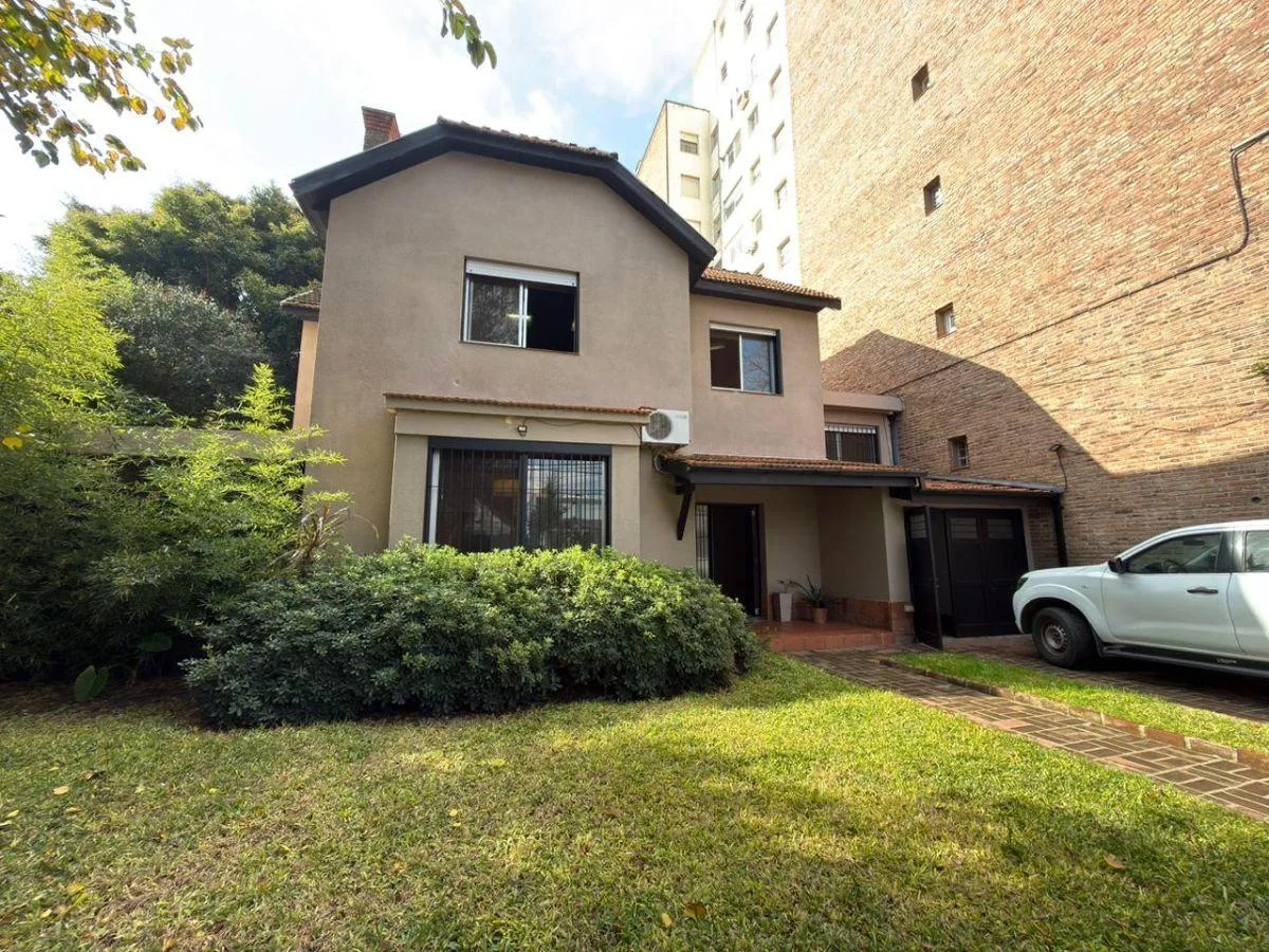 Casa de 4 dormitórios em Vicente López