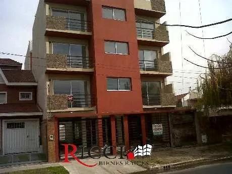 Studio apartment with parking in Quilmes