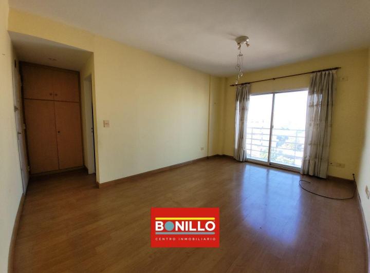 Apartamento de dois ambientes com 1 quarto para alugar em Villa Pueyrredón
