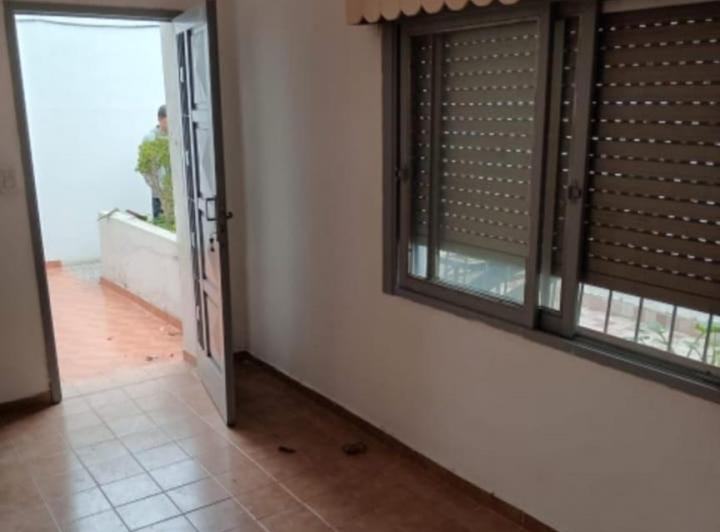 PH de três ambientes com 2 dormitórios em Versalles