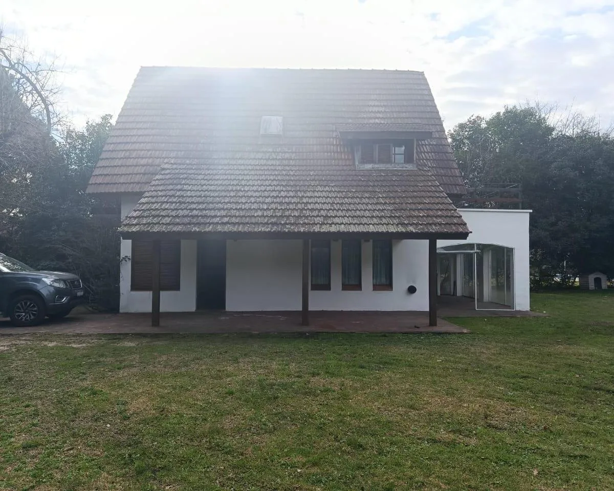 Дом с 3 спальнями в Pilar del Lago