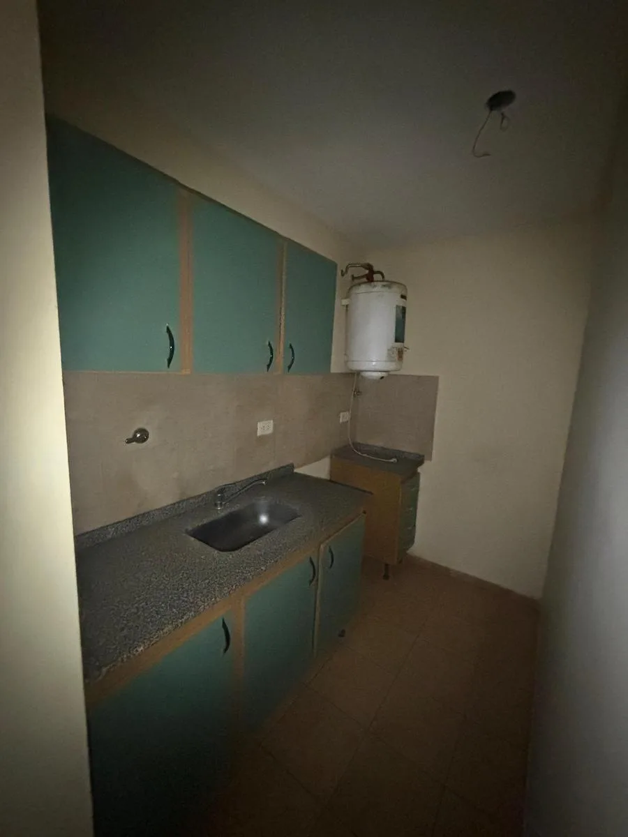 Departamento de 2 ambientes con balcón en Moreno