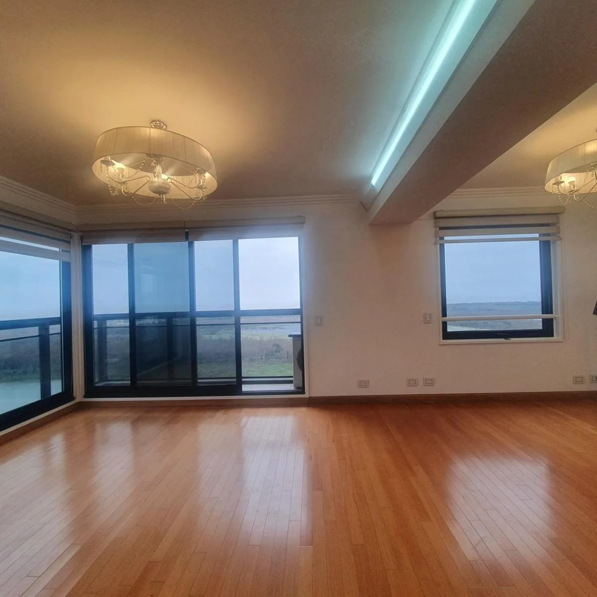 Apartamento de três ambientes em Puerto Madero