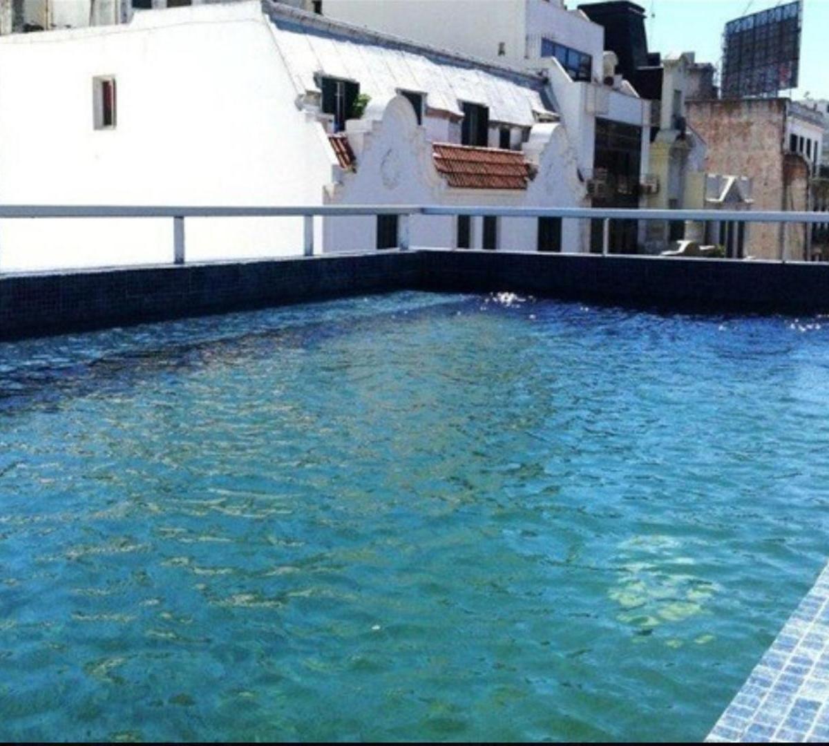 Apartamento mobiliado studio com piscina em Monserrat