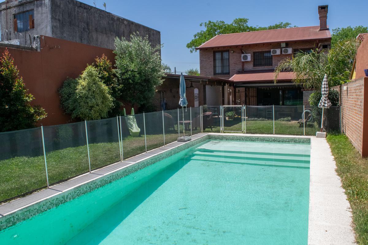 Casa de 4 dormitórios em Beccar