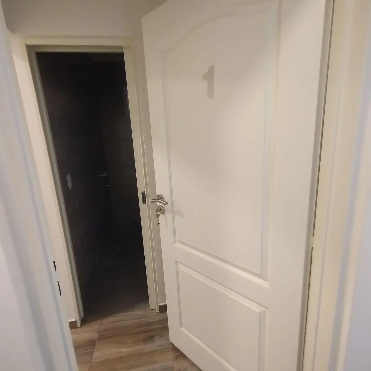 Departamento 2 Ambientes Planta Alta Primer Piso por Escalera Berazategui Centro