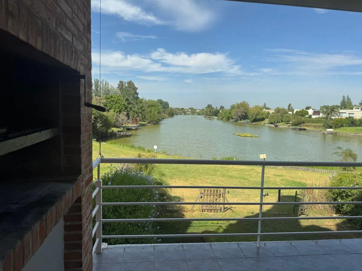 Departamento de 3 ambientes con 2 dormitorios en Tigre