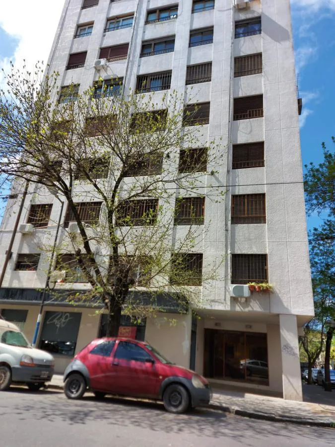 Three-bedroom apartment in La Plata