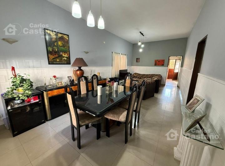 PH с 3 комнатами на первом этаже в Beccar