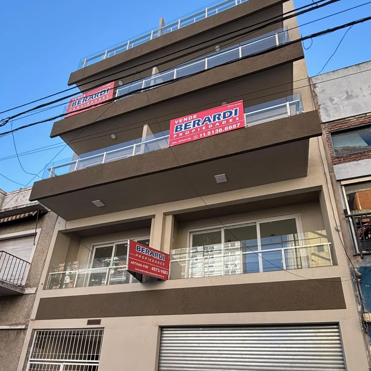 Depto 2 Amb C/ Balcon y Patio - Estrenar - Apto Prof. - Artigas Al 4900