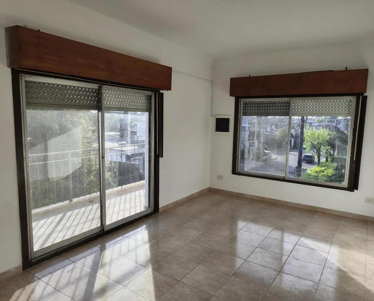 Depto de 3 Dorm. en Alquiler