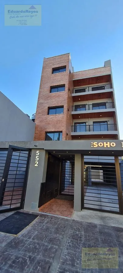 Studio apartment with parking in Lanús Oeste