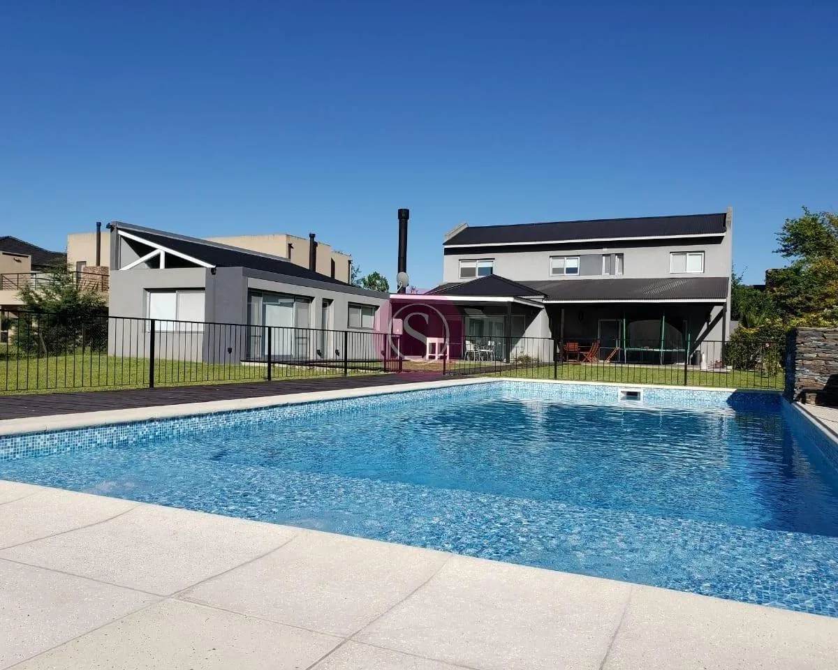 Modern furnished five-bedroom house in Sausalito, Pilar