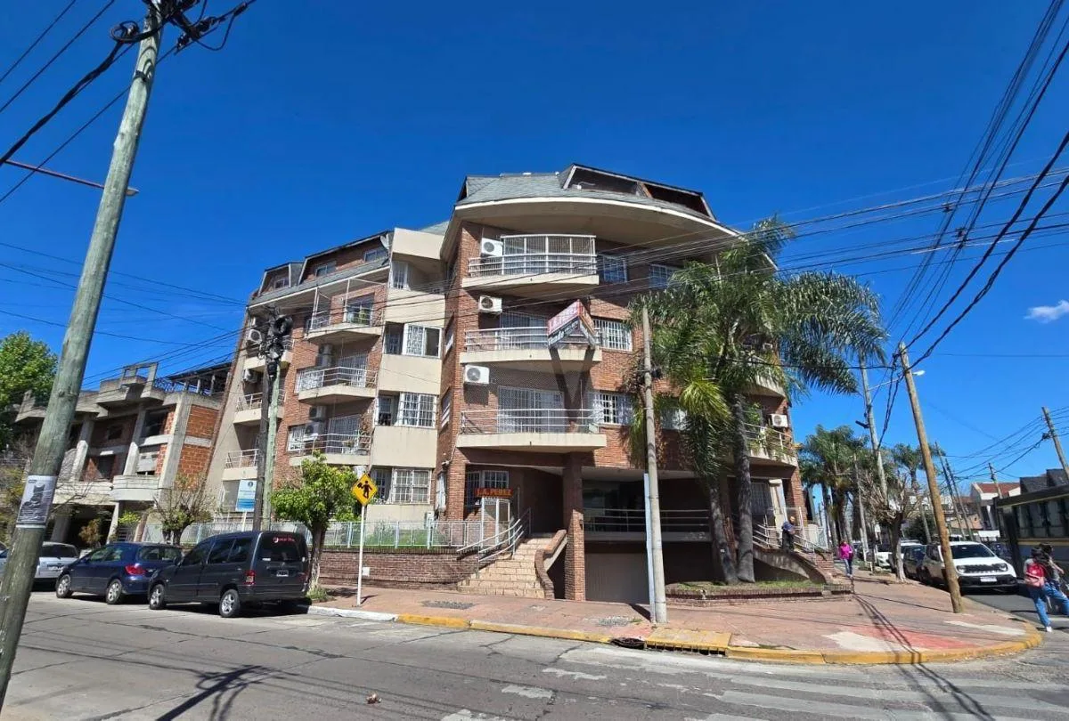 Departamento de 2 ambientes con balcón en San Justo