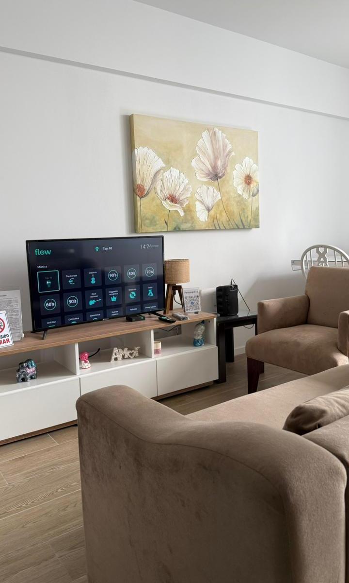 Apartamento de dois ambientes com varanda em Saavedra