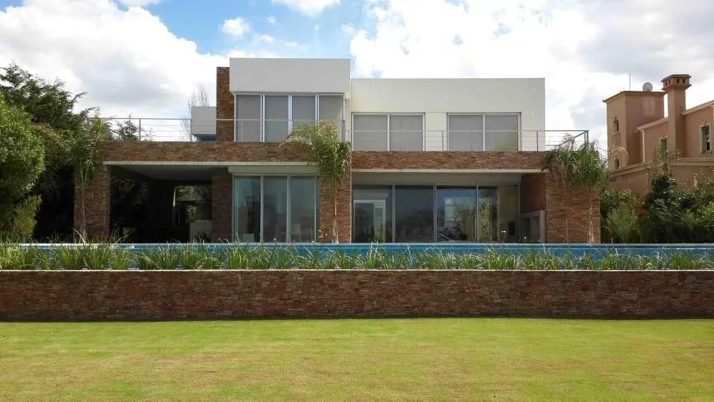 Four-bedroom house in Santa Barbara, Tigre