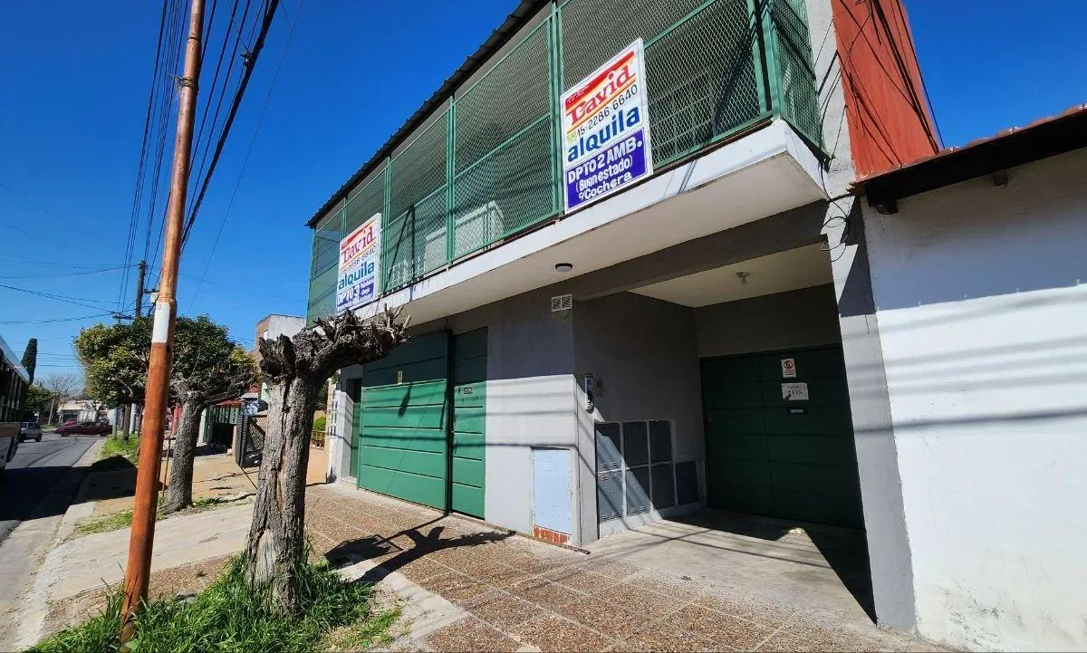 Departamento de 2 ambientes con cochera en San Justo